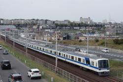 273119 B