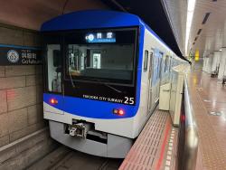 1014605 B